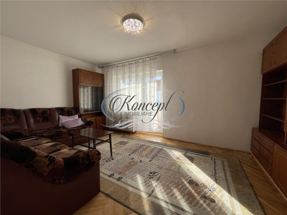 Apartament cu 3 camere si garaj, in zona UMF