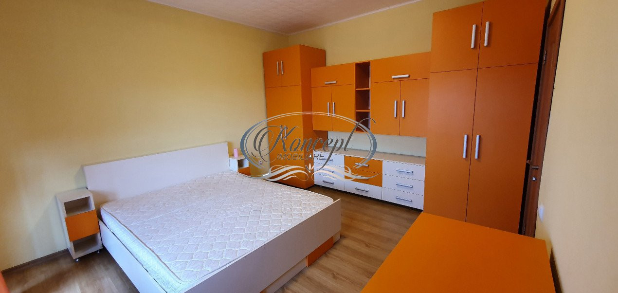 Apartament cu pod, in zona Panemar