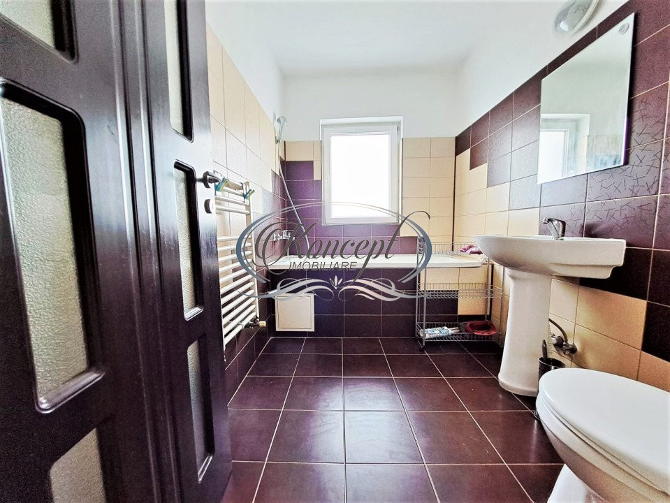 Apartament spatios, in zona Profi