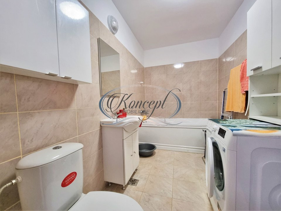 Apartament modern, cu parcare, strada Porii