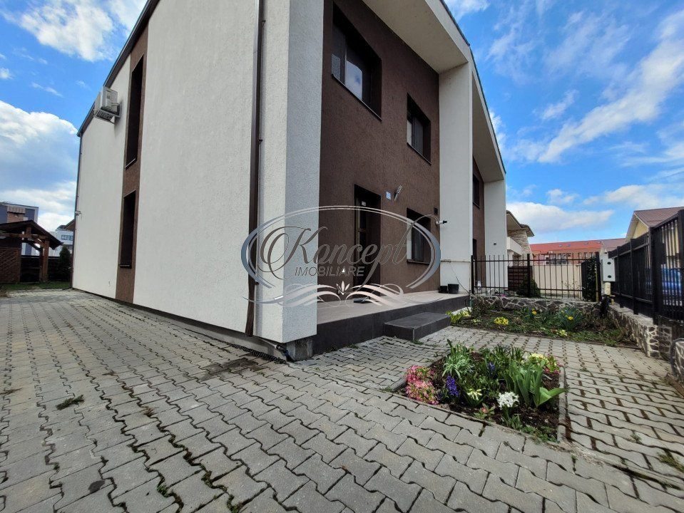 Duplex modern, cu foisor, in zona Sub Cetate