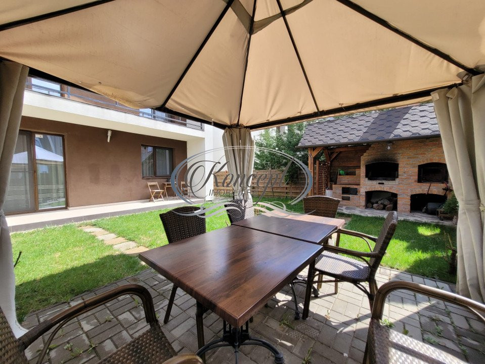 Duplex modern, cu foisor, in zona Sub Cetate