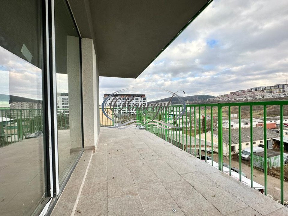 Apartament cu terasa spatioasa, zona VIVO