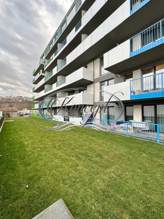 Apartament cu terasa spatioasa, zona VIVO
