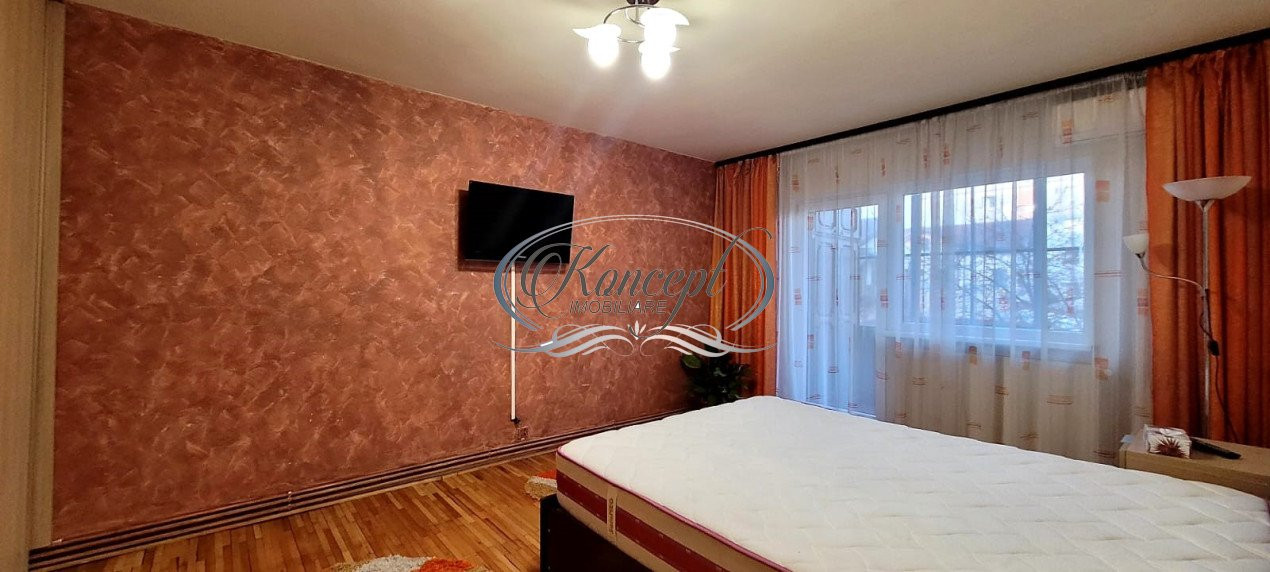 Apartament la etaj intermediar, Intre Lacuri