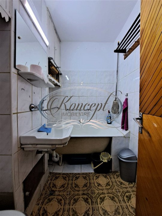 Apartament in zona parcului Colina