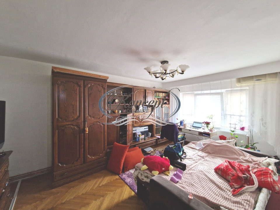 Apartament 3 camere B-dul Titulescu