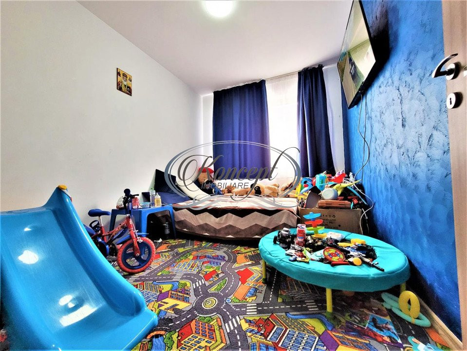 Apartament la etajul 1, pe strada Cetatii