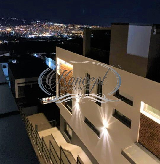 Duplex cu terasa panoramica