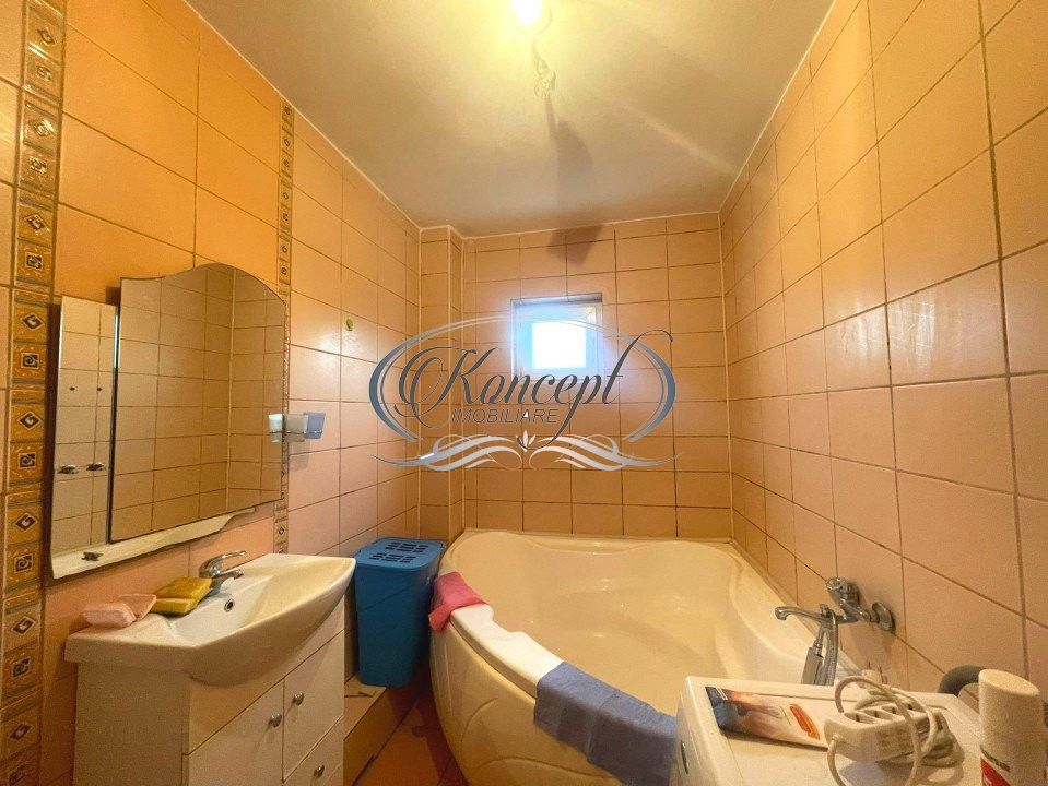 Apartament cu parcare, in zona Aleea Negoiu