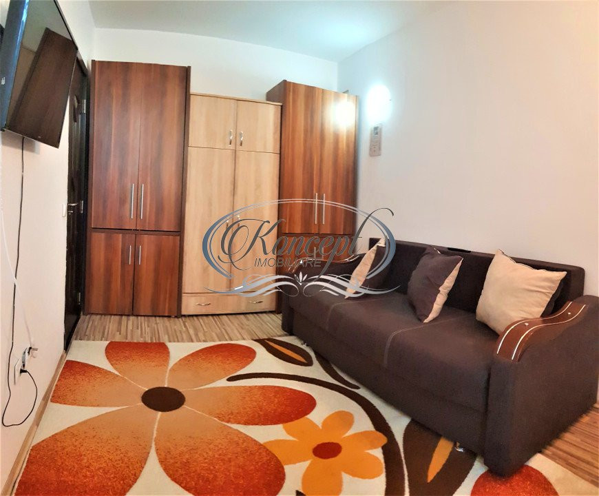 Apartament cu parcare, pe str. Oasului