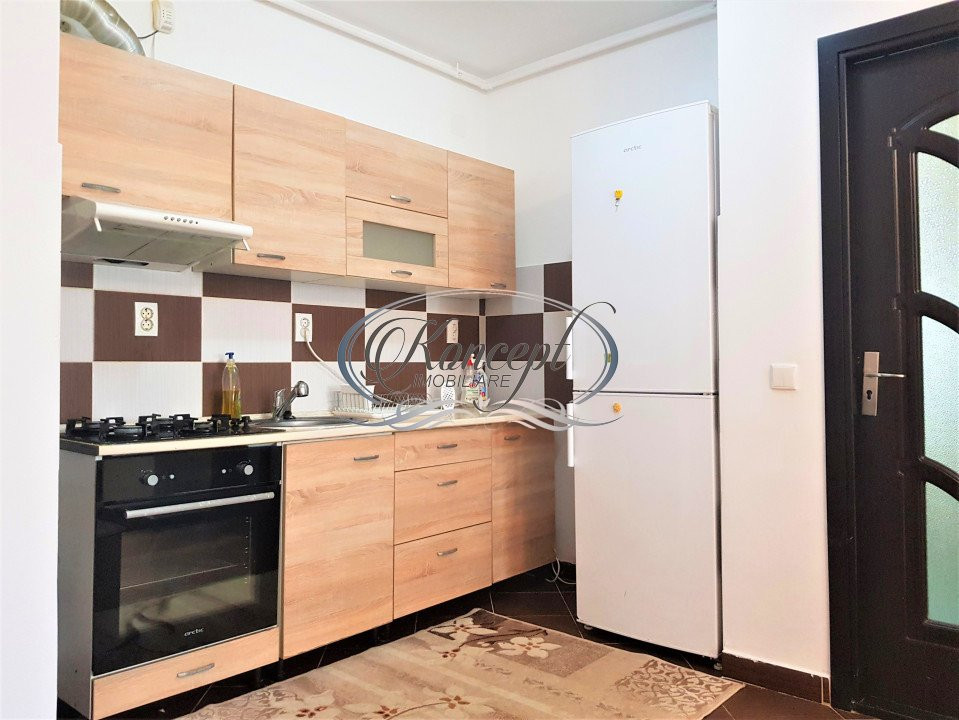Apartament cu parcare, pe str. Oasului