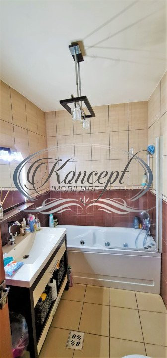 Apartament cu parcare, pe strada Muzeul Apei