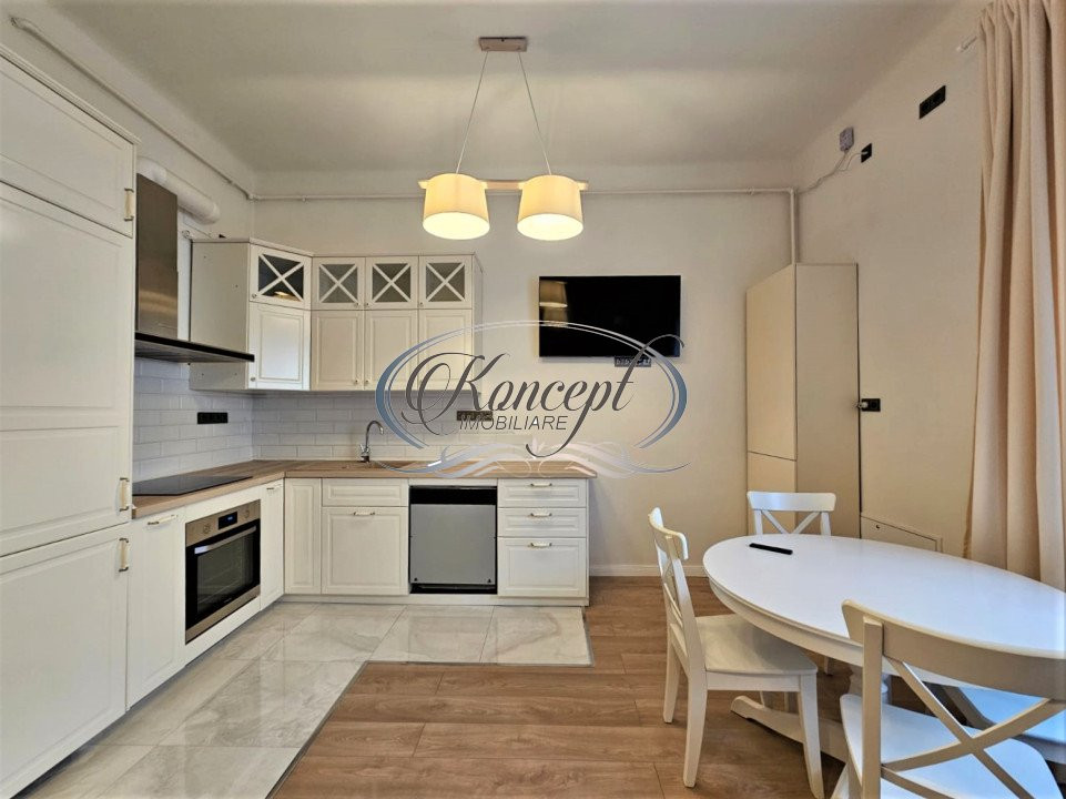 Apartament semicentral cu terasa si curte interioara, strada David Prodan