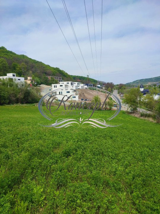 Teren autorizat pentru duplex, in Popesti