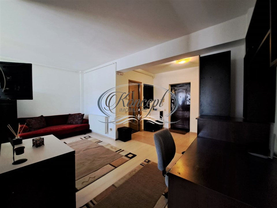 Apartament la etaj intermediar pe strada Edgar Quinet
