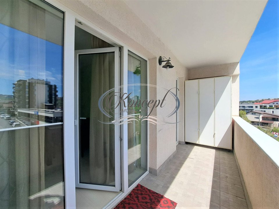 Apartament la etaj intermediar pe strada Edgar Quinet