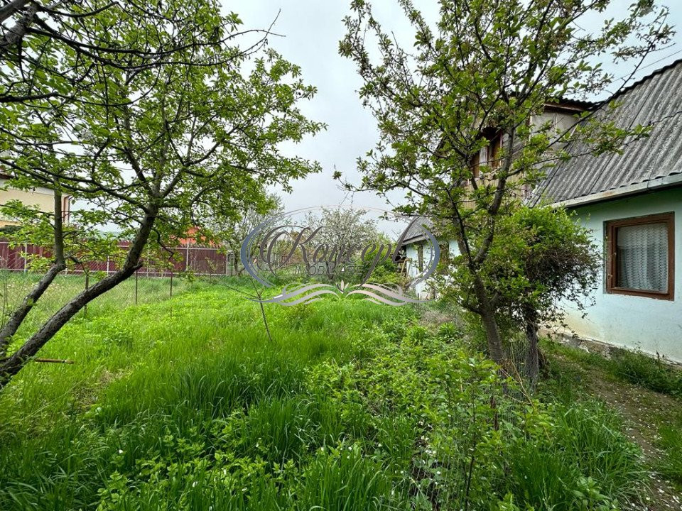 Teren cu casa demolabila, strada Closca