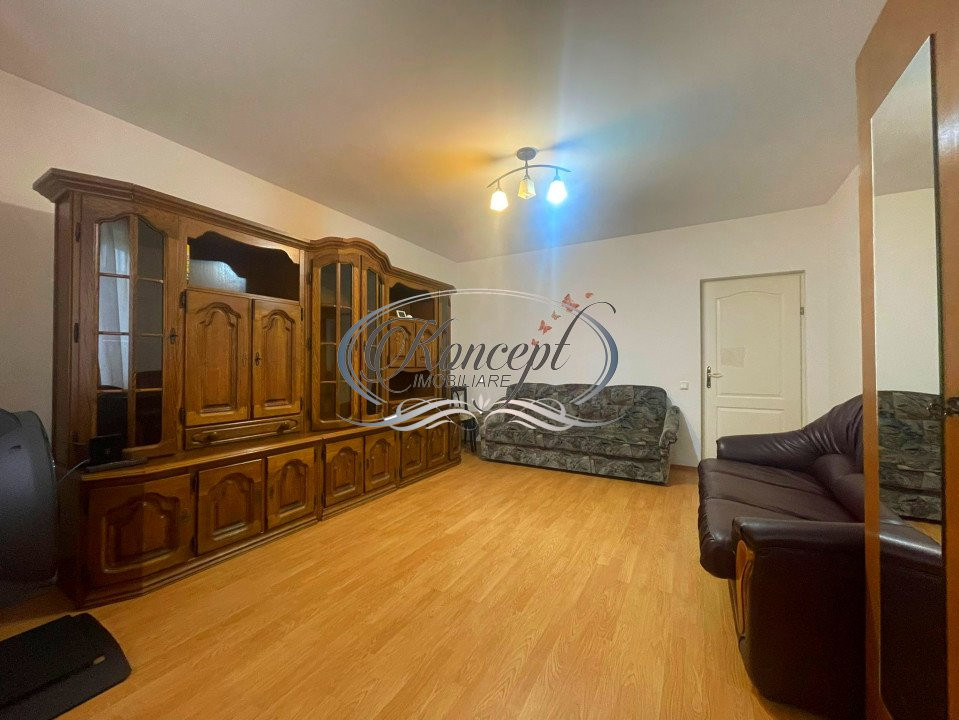 Apartament cu parcare, in zona Podului Ira