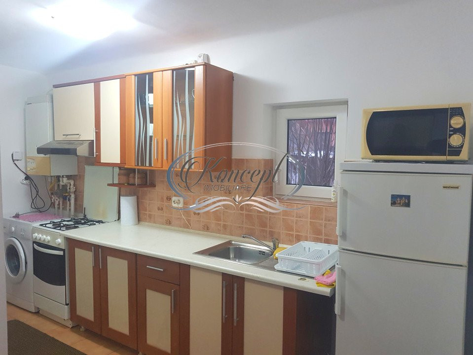 Apartament la casa, pe strada Oasului