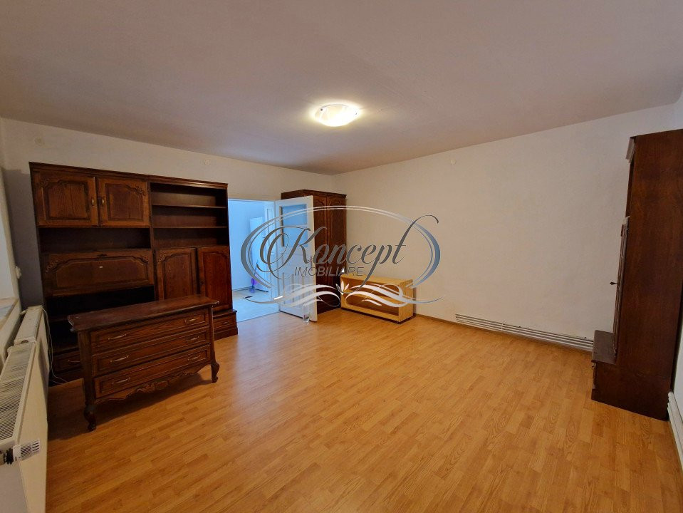 Casa spatioasa pentru birouri in Someseni