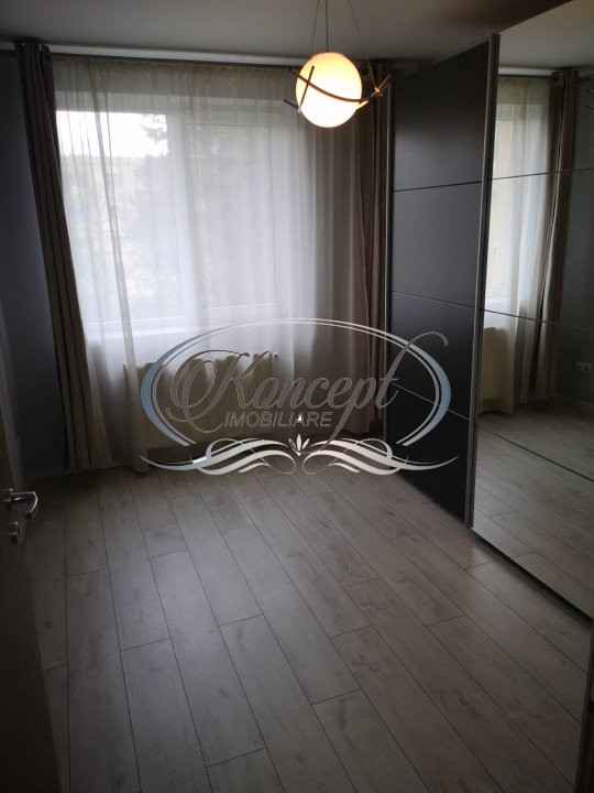 Apartament cu parcare pe Aleea Baisoara