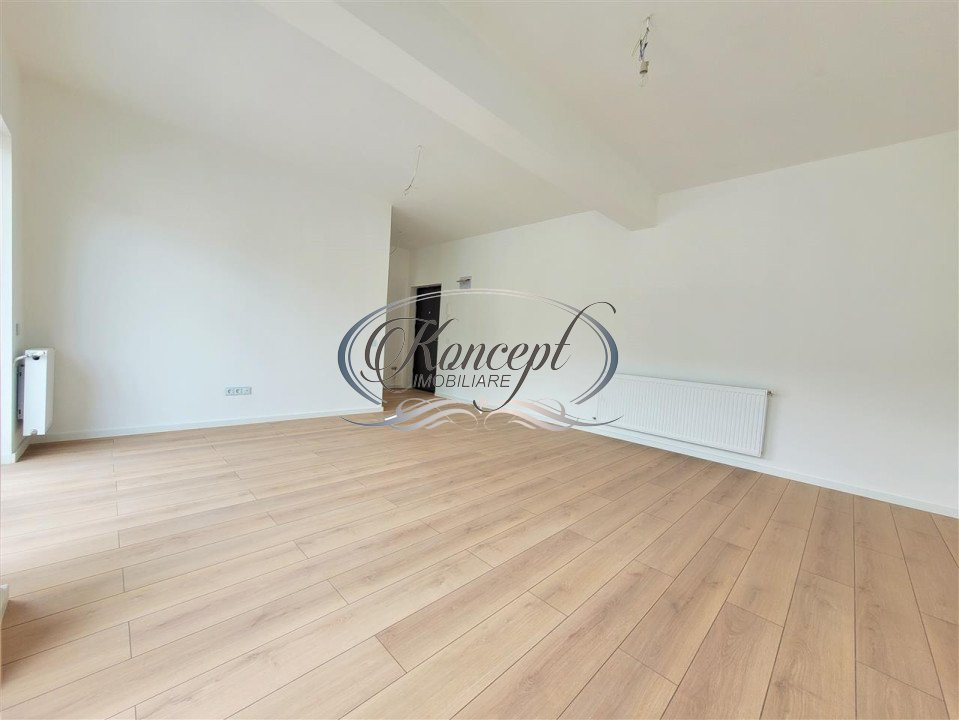Apartament partial finisat pe strada Cetatii