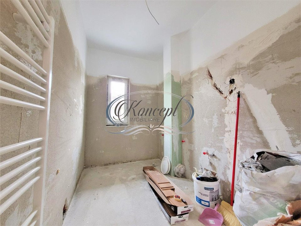 Apartament partial finisat pe strada Cetatii