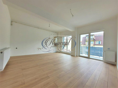 Apartament partial finisat pe strada Cetatii