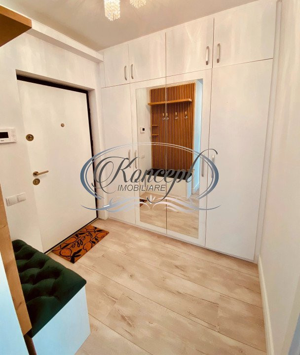 Apartament superfinisat cu garaj la prima inchiriere