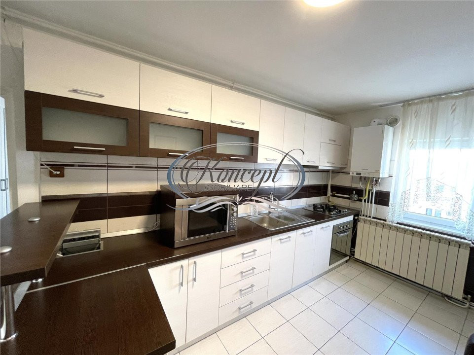 Apartament intr-o zona linistita, Intre Lacuri
