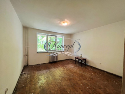 Apartament decomandat in zona Hotel Royal