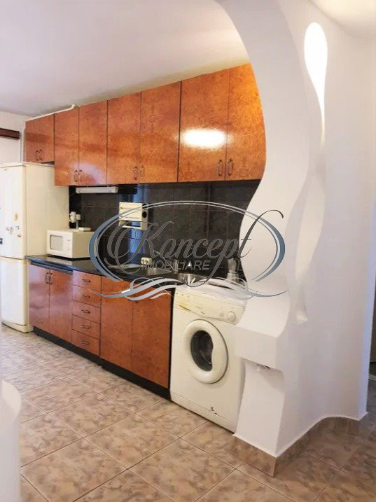 Apartament decomandat pe strada Luceafarului