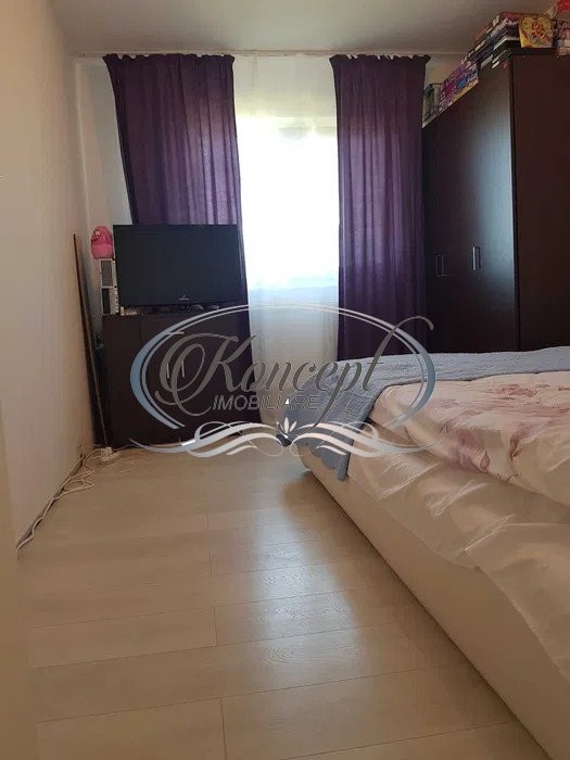 Apartament la etaj intermediar pe strada Bucovina