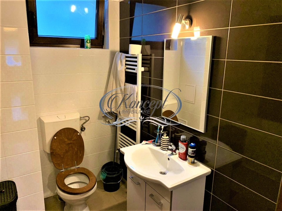 Apartament cu parcare, zona Primaverii