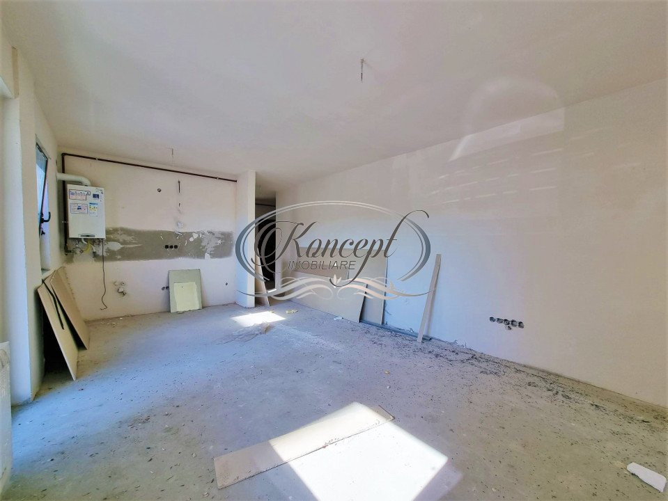 Apartament semifinisat cu CF pe strada Sub Cetate
