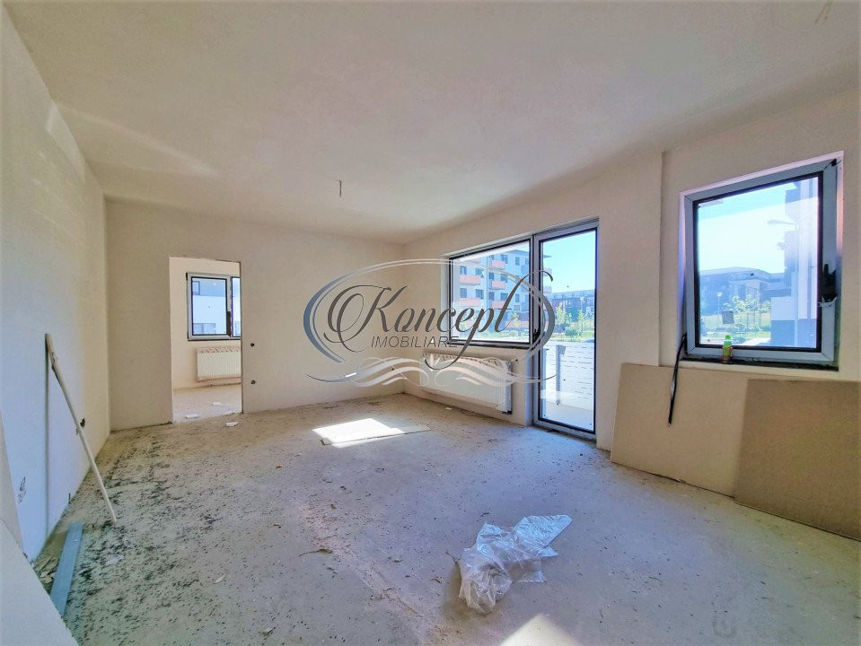 Apartament semifinisat cu CF pe strada Sub Cetate