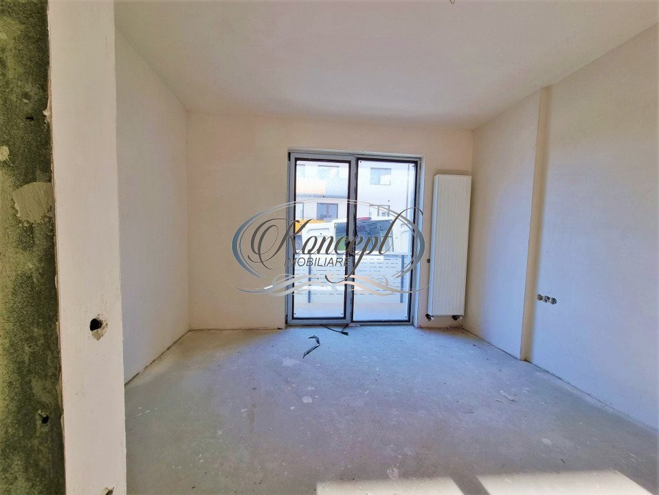 Apartament semifinisat cu CF pe strada Sub Cetate
