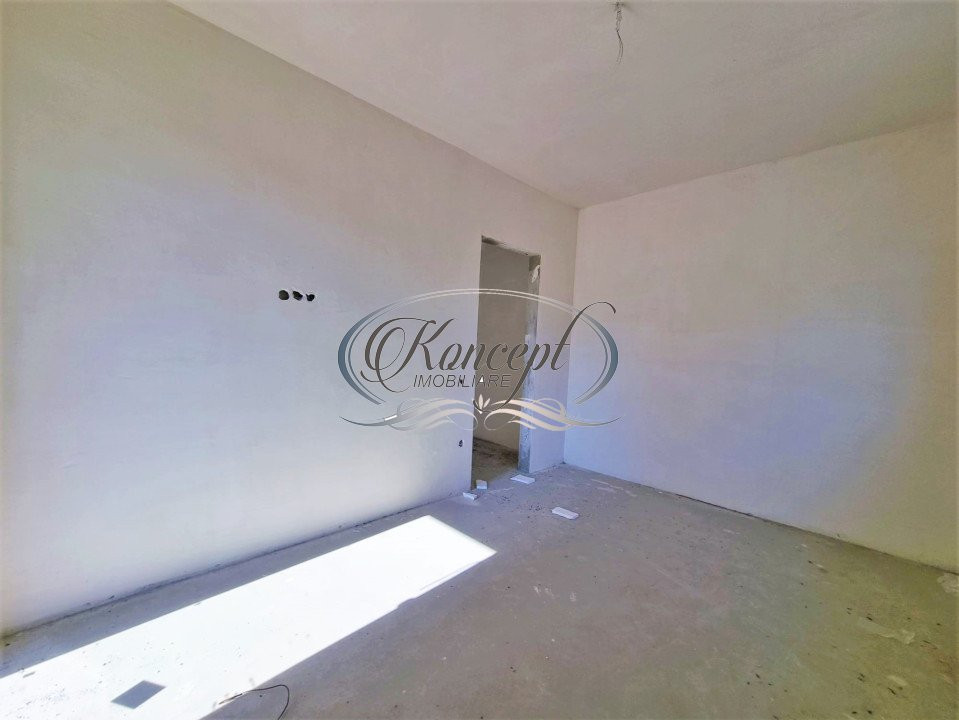 Apartament semifinisat cu CF pe strada Sub Cetate