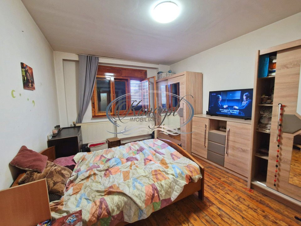 Apartament la casa cu gradina in Piata 1 Mai