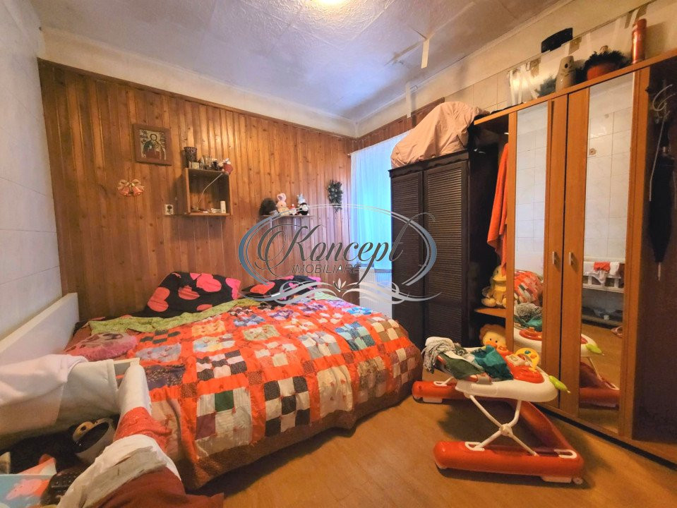 Apartament la casa cu gradina in Piata 1 Mai