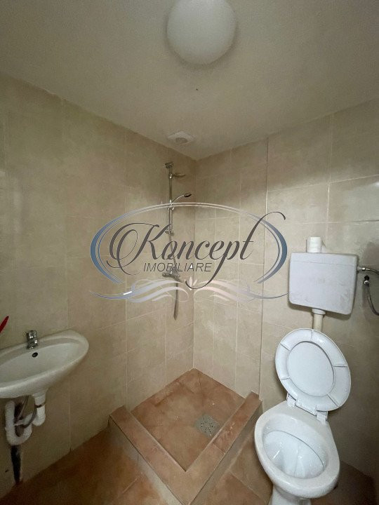 Apartament semifinisat pe strada Oasului