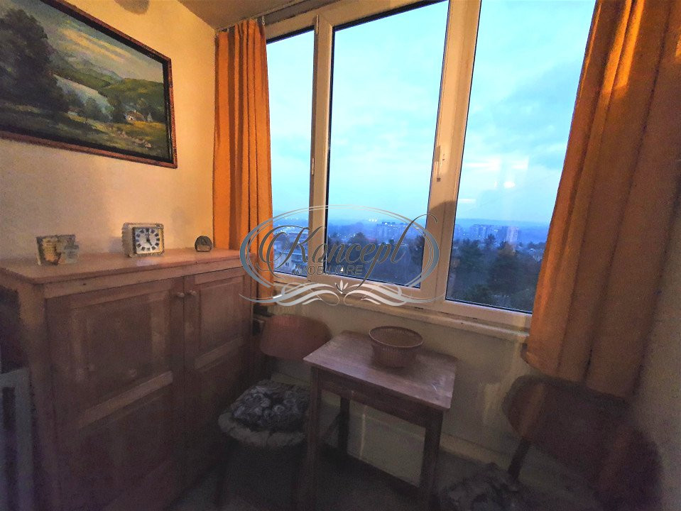 Garsoniera cu panorama pe Aleea Detunata
