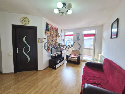 Apartament cu parcare in zona Primariei Baciu