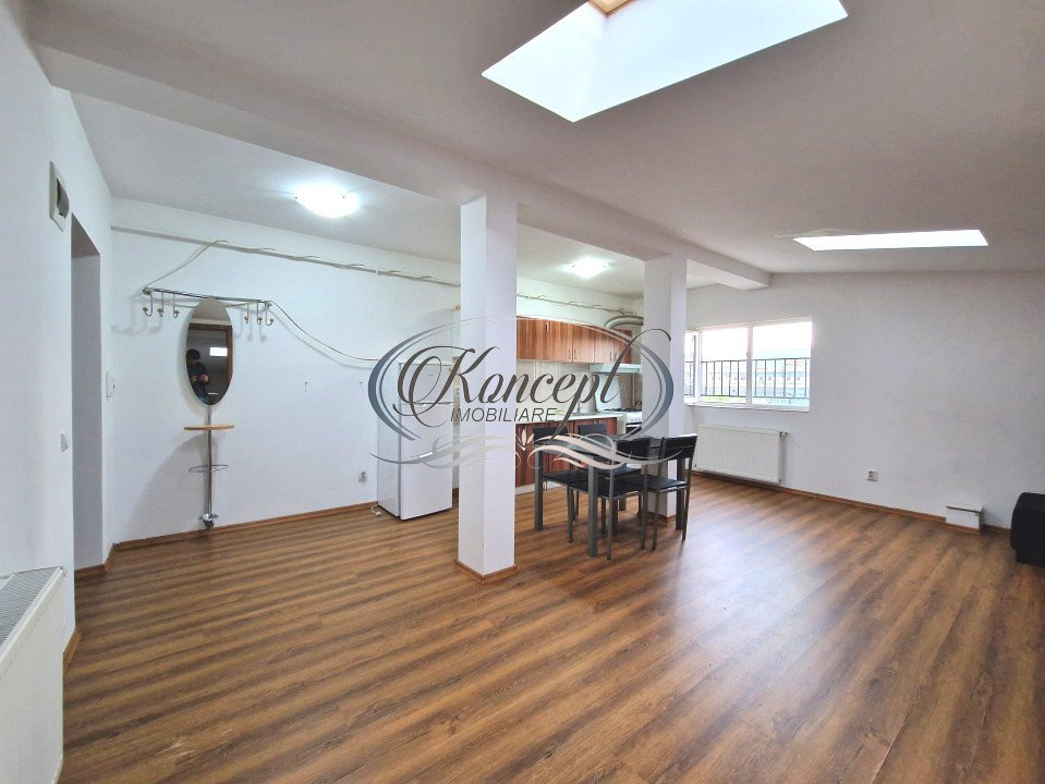 Apartament spatios pe strada Beiusului