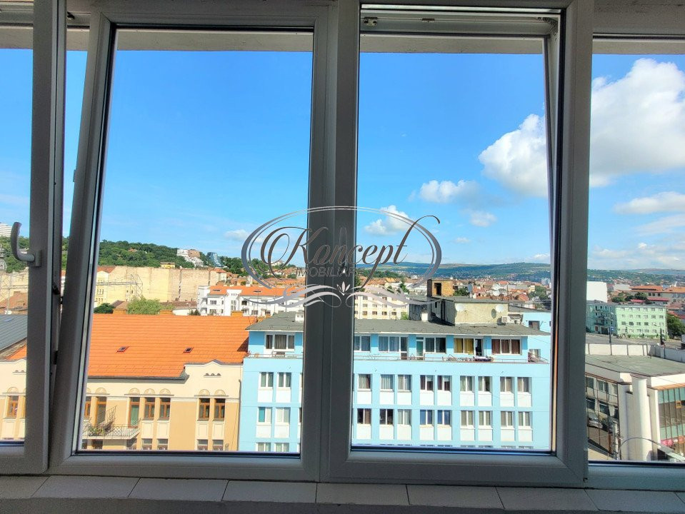 Apartament cu parcare, in zona centrala