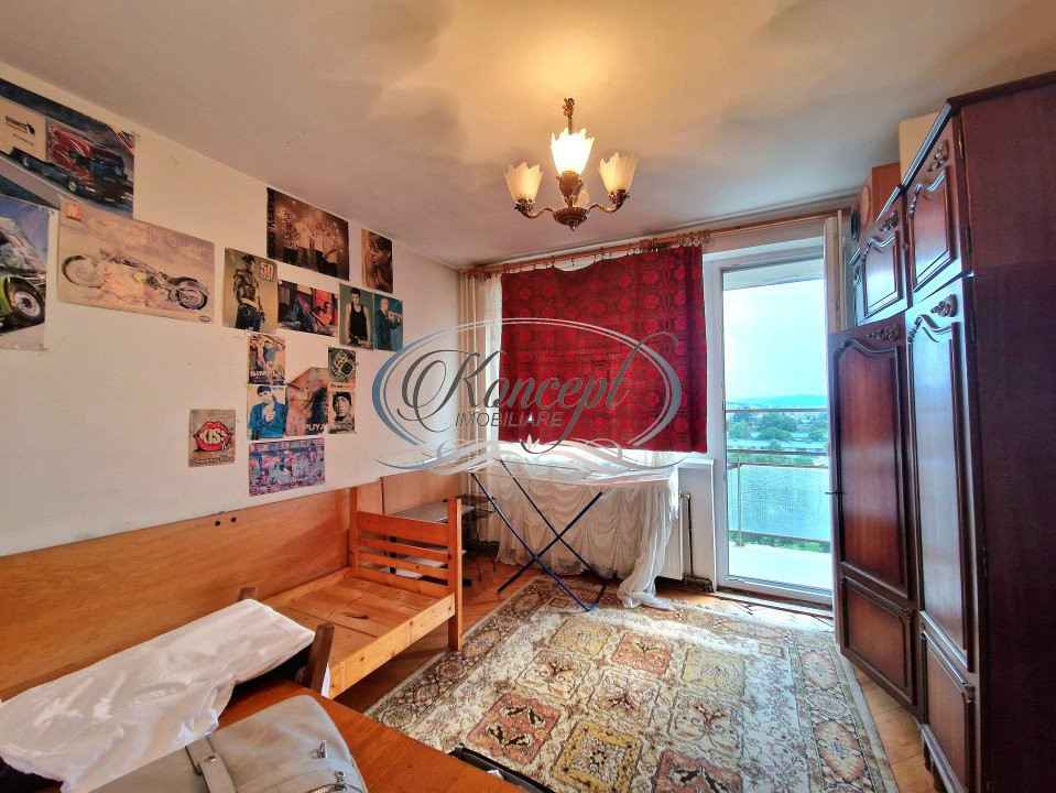Apartament la etaj intermediar, zona Detunata