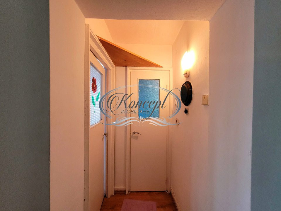 Apartament spatios pe strada Busteni