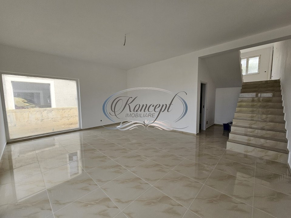 Duplex cu panorama pe strada Toamnei