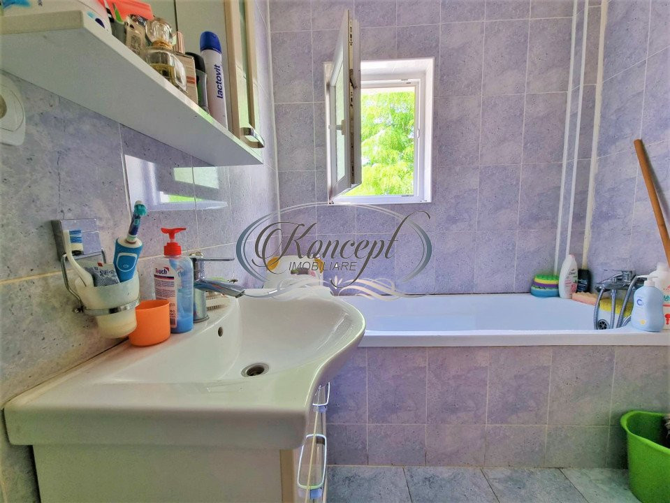 Apartament cu parcare pe strada Valea Garbaului